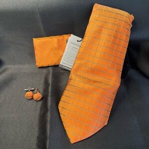 NWT- Silk Orange Checked Tie and Cufflink Set